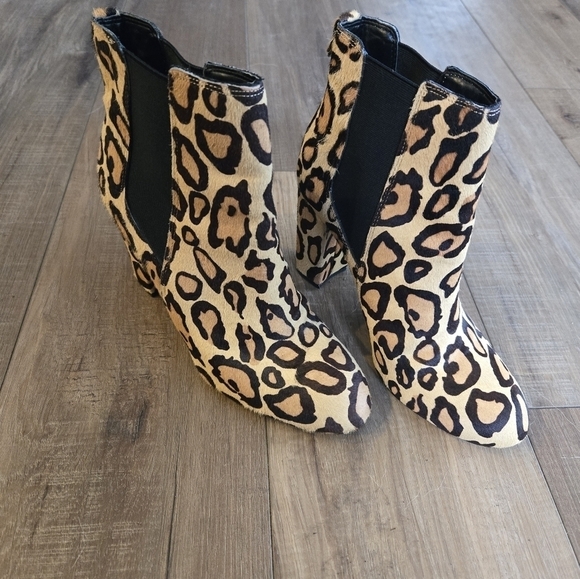 Sam Edelman Womens Case Leopard Animal Print Calf Hair Chelsea Ankle Boo… - Picture 2 of 14